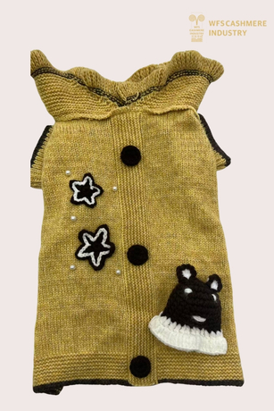7GG Ruffle-Collar Pet Sweater with Crochet Bear Appliqu&eacute; | Artifex Pet Knitwear OEM