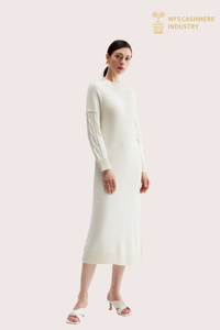 Luksuri&oslash;s 100% Cashmere strikkjole | Premium Strik OEM